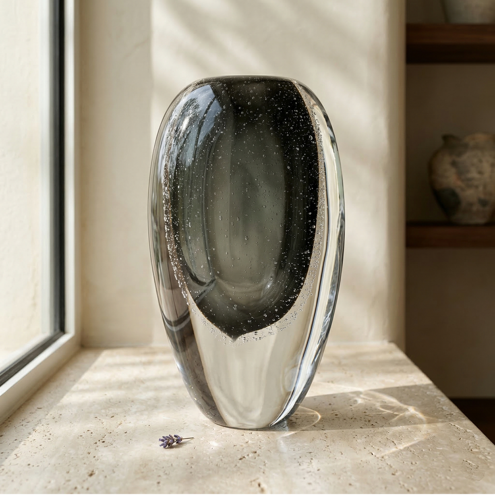 Eclipse Shadow Crystal Vase