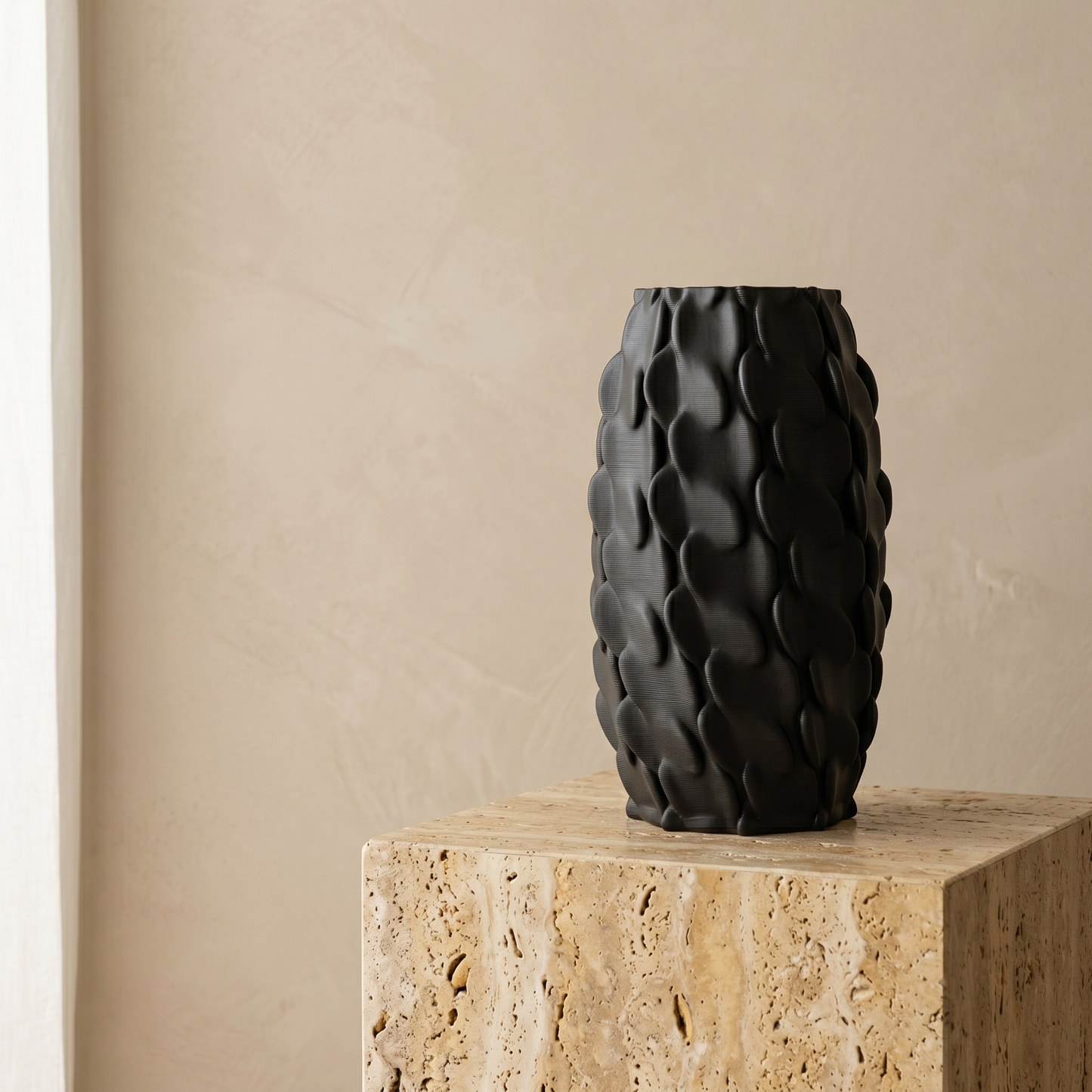 Morrow Form Vase - Black